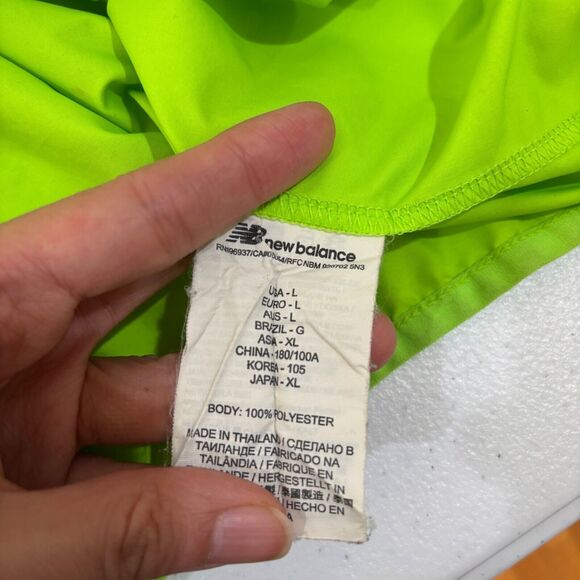 New Balance Neon Green Wind Jacket Men L Running Packable High Visibility Hooded - Picture 10 of 13